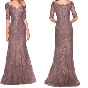 LA FEMME Beaded V-Neck Lace Gown NWOT in the color coco